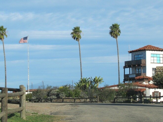 airport-tower-from-the-driveway.jpg